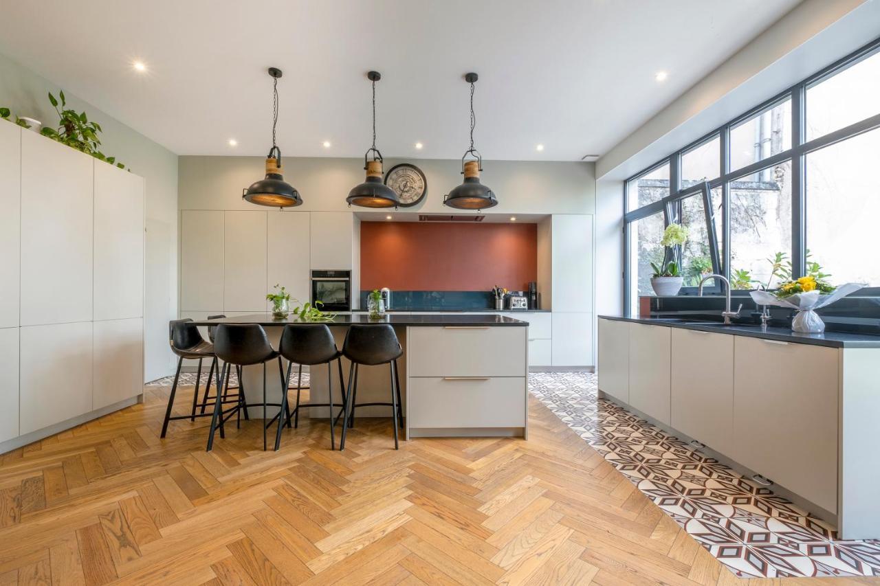 לה רושל Escale Rochelaise, Gite Urbain Avec Spa Bain Nordique Et Sauna Tonneau מראה חיצוני תמונה